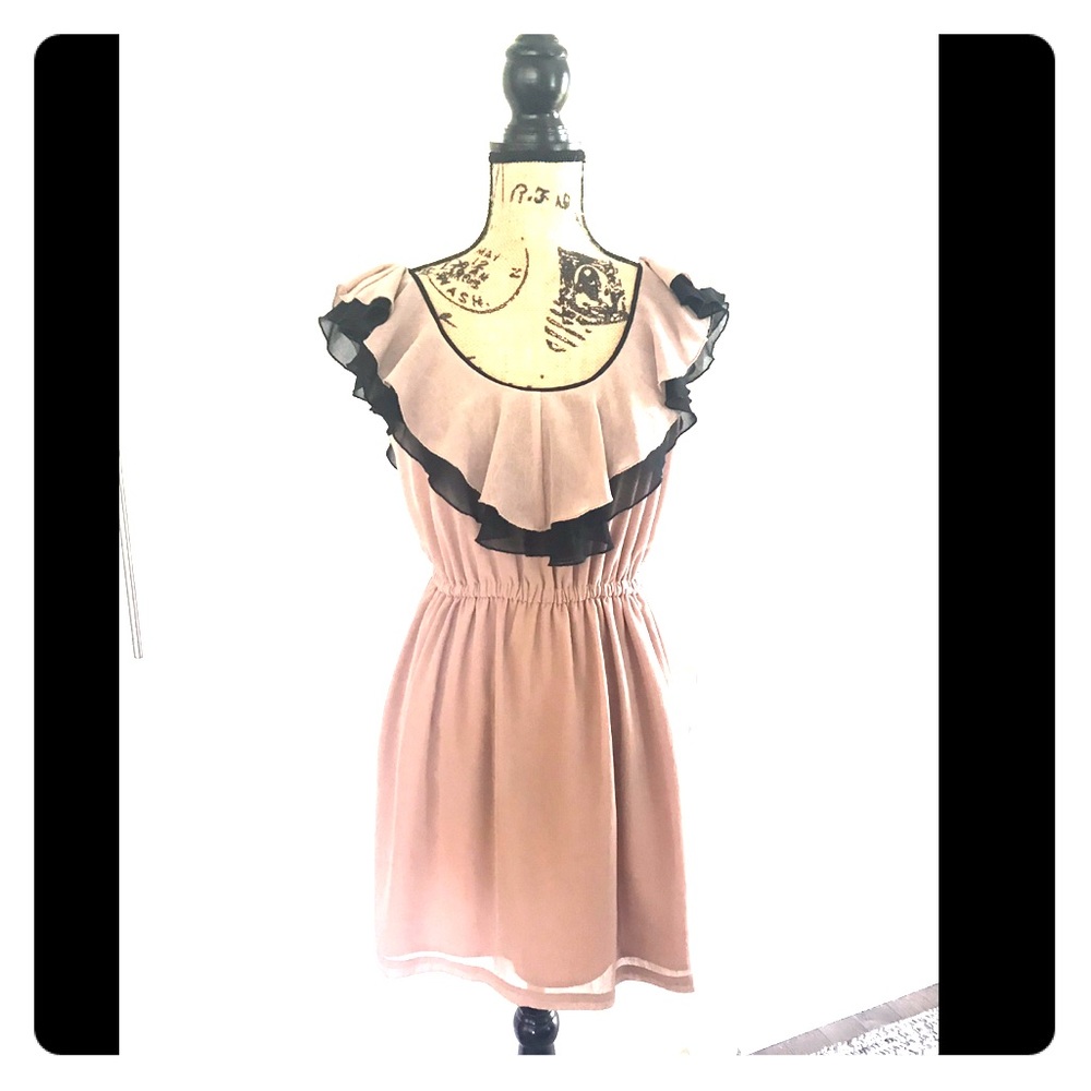 Chiffon dress 👗